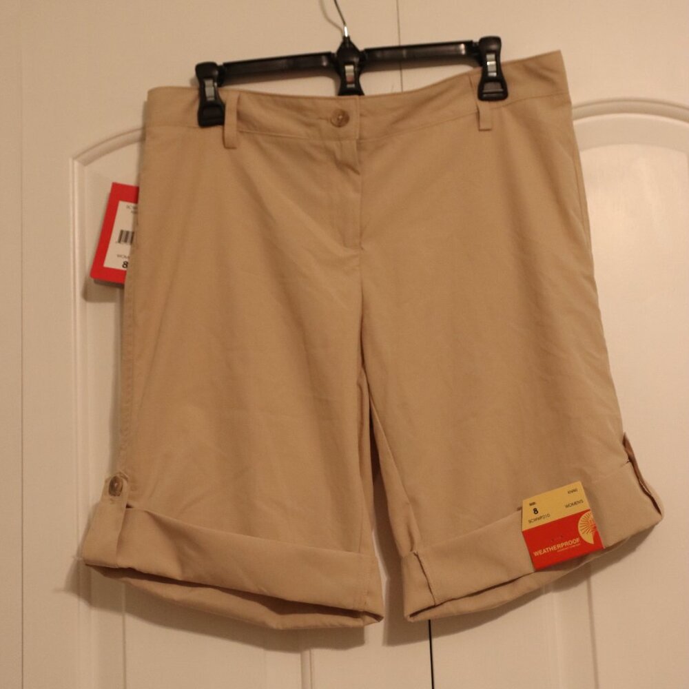NWT WEATHERPROOF women’s shorts Size 8